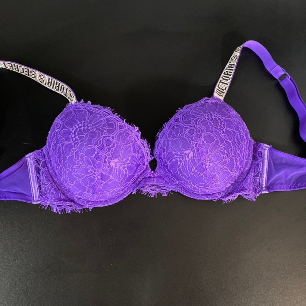 Victorias Secret Shine Strap Bra